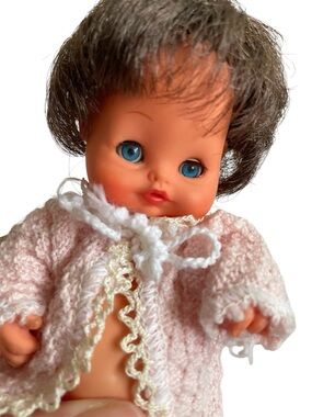Vintage Furga Italian Doll 1960's
"Baby In A Pear" mini baby doll
Brown Hair